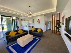 Style, Functional with Space